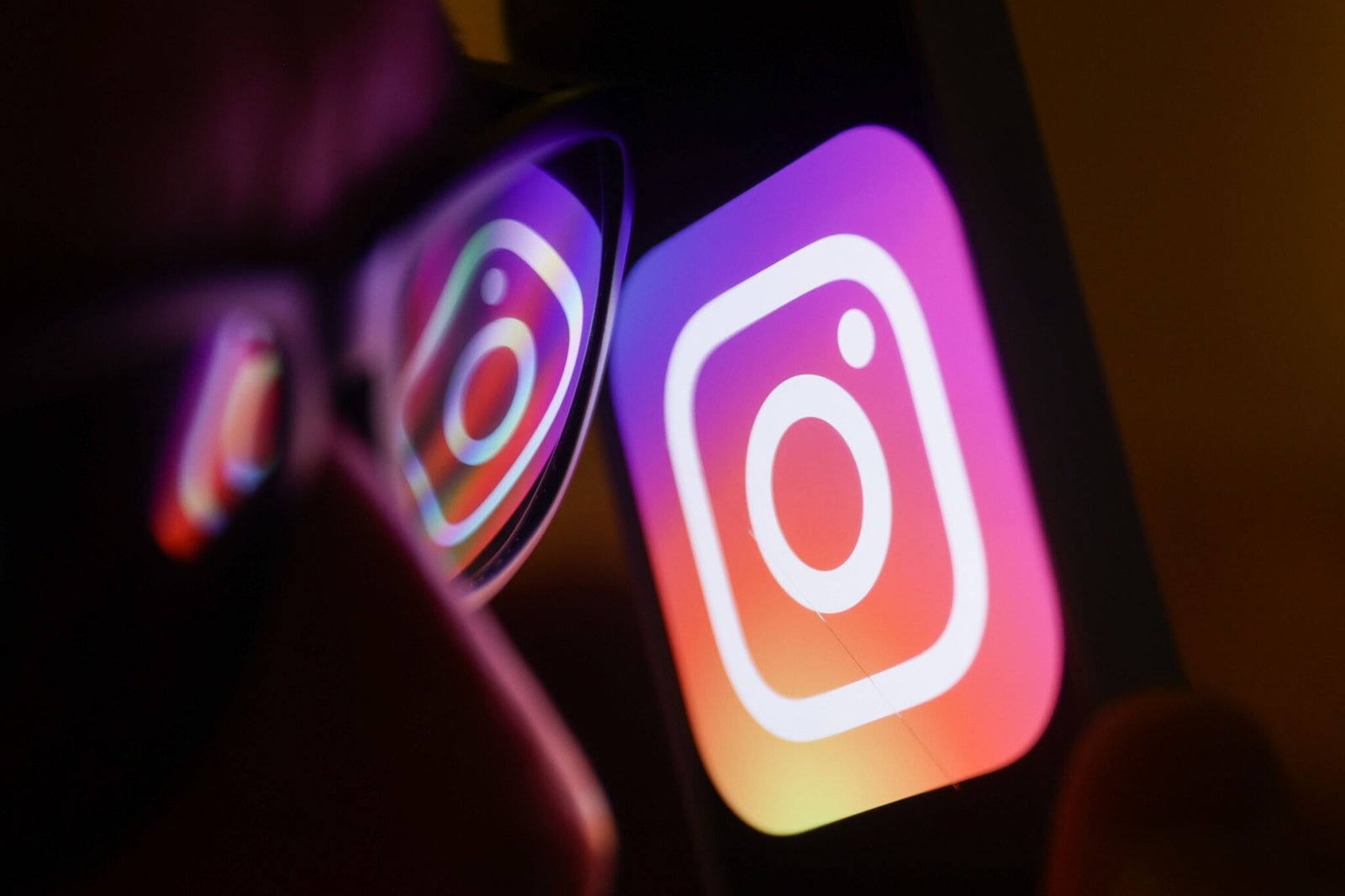 ministerio-da-justica-reclassifica-indicacao-do-instagram-para-16-anos