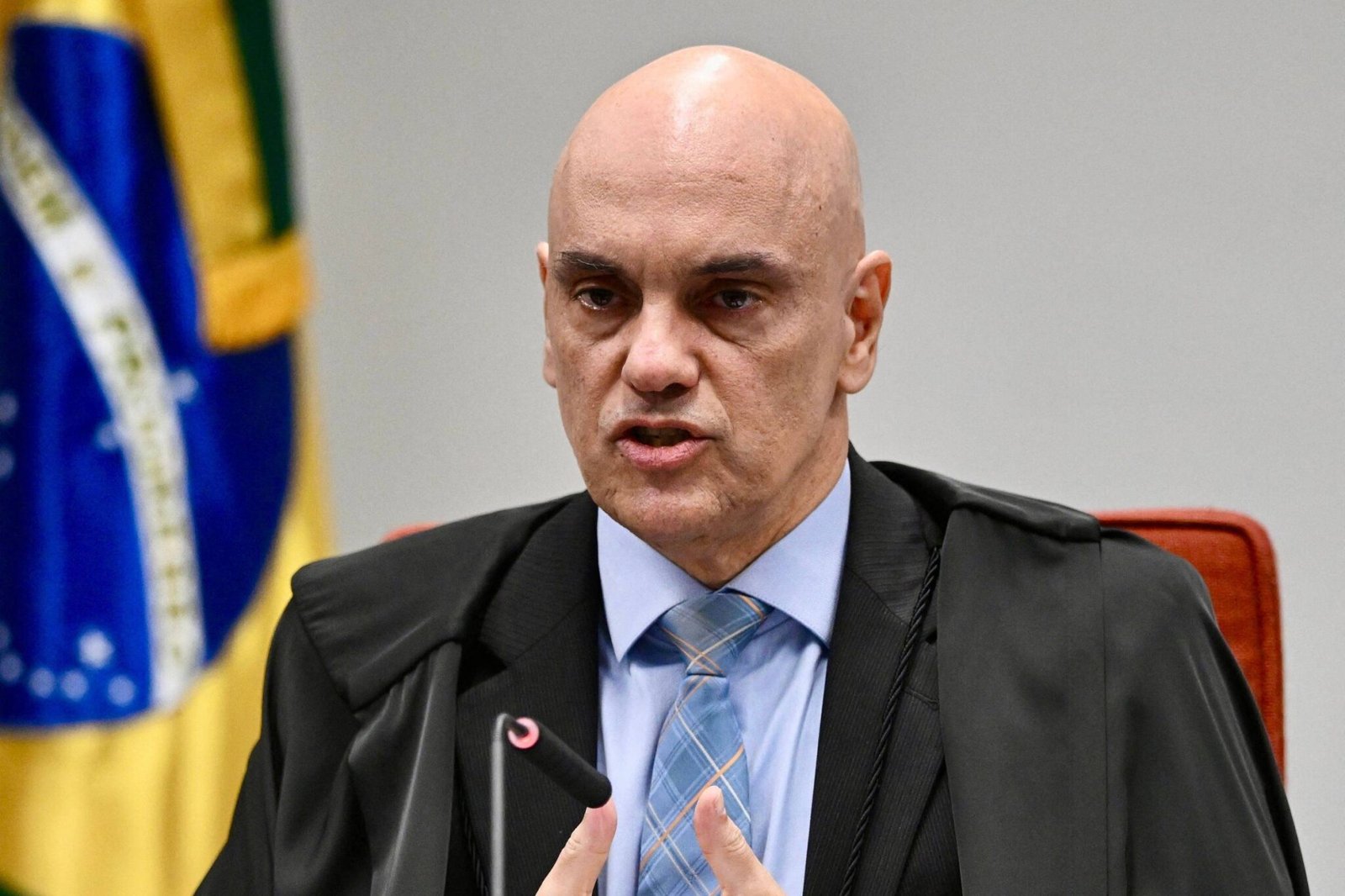 moraes-nao-e-bobo,-evita-embate-e-da-recado-politico