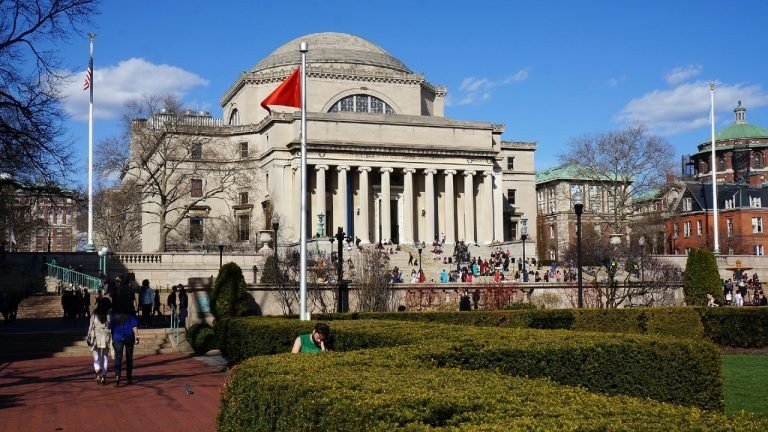 universidade-de-columbia-vai-pagar-mais-de-r$-1-bilhao-para-encerrar-investigacoes-de-trump