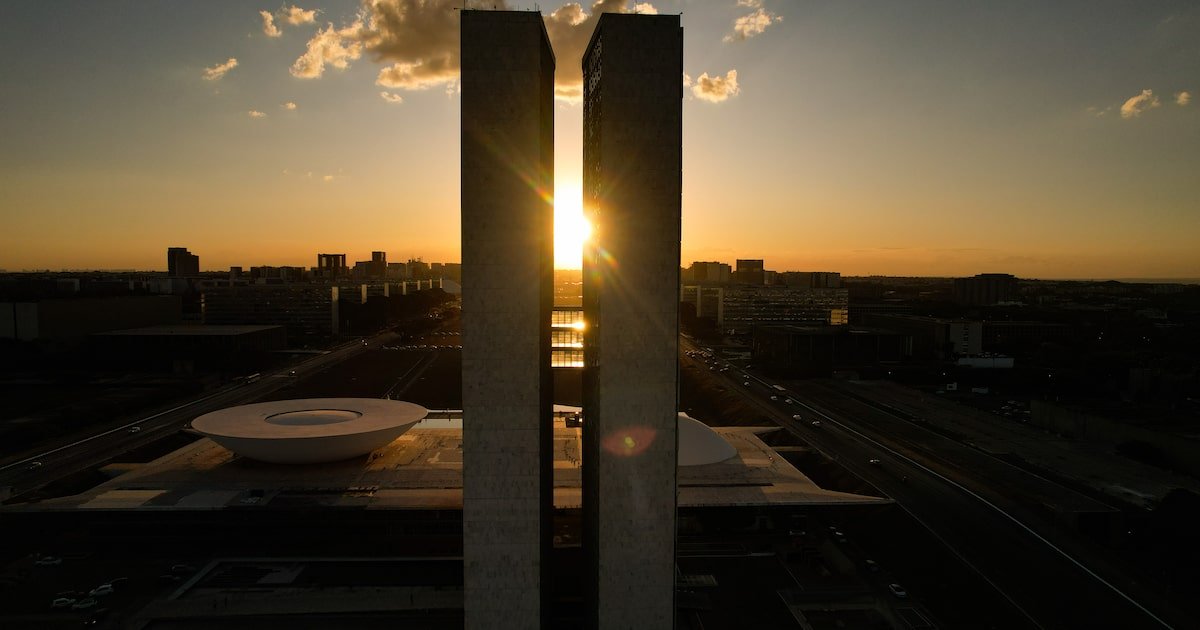 datafolha:-congresso-e-desaprovado-por-35%-dos-brasileiros-e-aprovado-por-18%