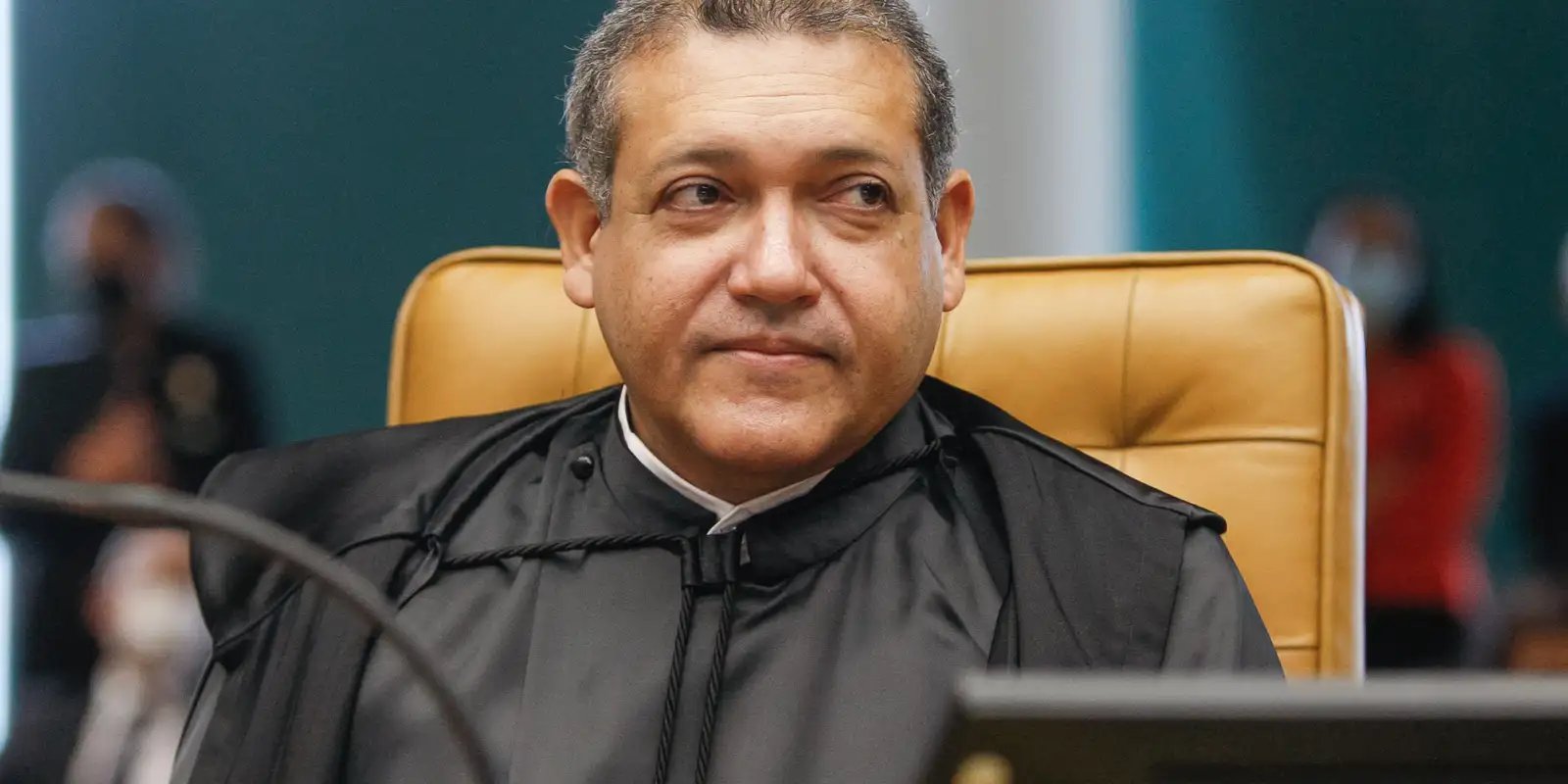 nunes-marques-vota-contra-condenacao-de-zambelli-por-apontar-revolver