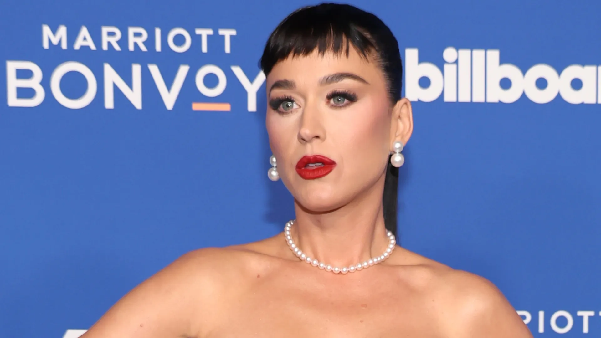 katy-perry-passara-parte-do-aniversario-da-filha-no-‘tribunal’