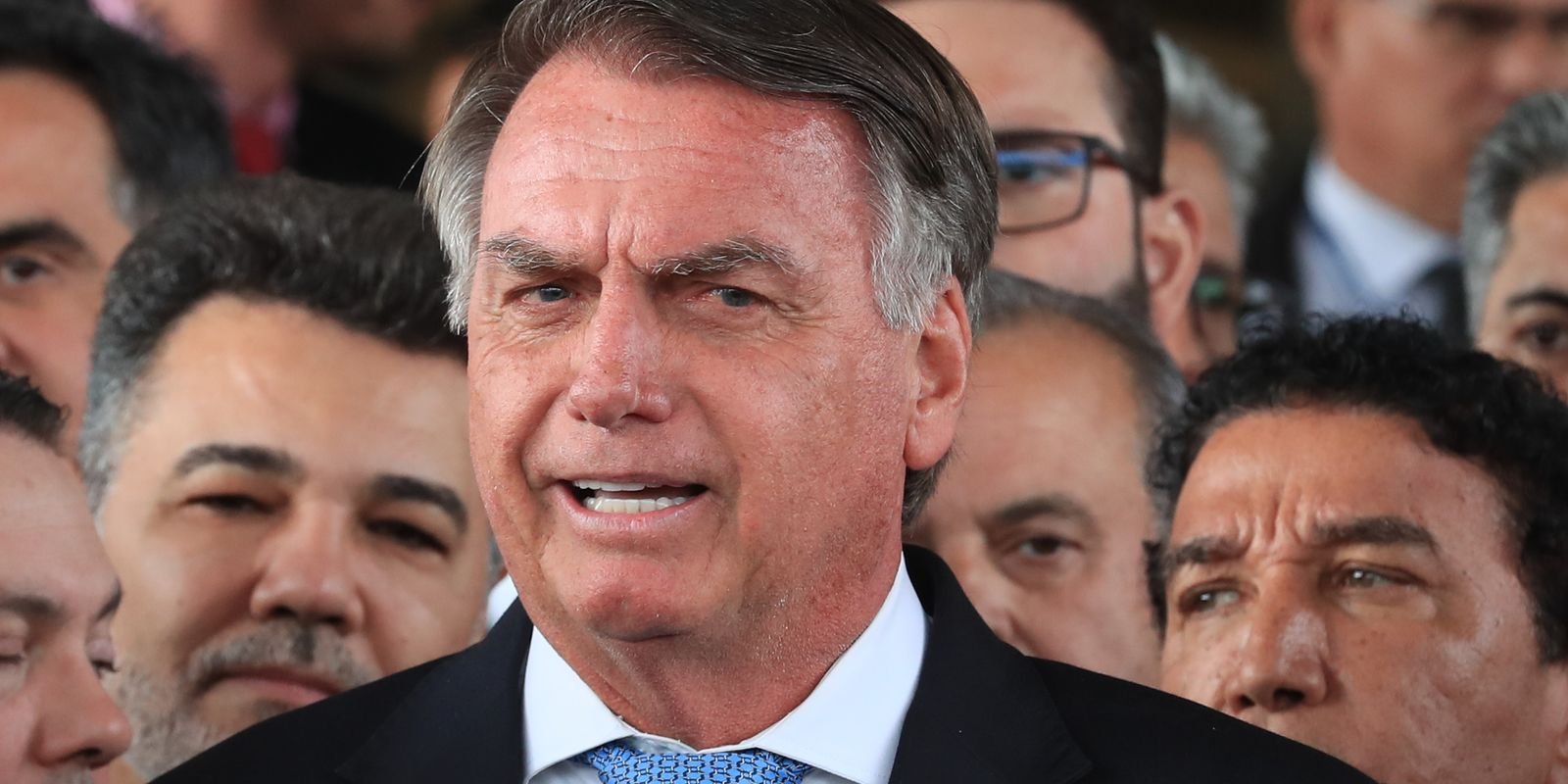 bolsonaro-nega-tentativa-de-fuga-e-pede-revogacao-da-prisao-domiciliar