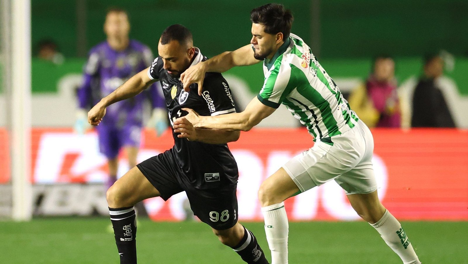 botafogo-quebra-jejum-de-quase-30-anos-com-vitoria-no-alfredo-jaconi
