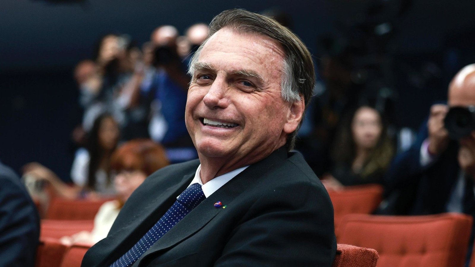 quaest:-57%-acham-que-bolsonaro-fez-chamada-de-video-para-provocar-moraes