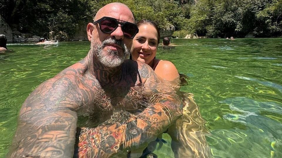 apos-polemica-com-paola-carosella,-mulher-de-fogaca-se-declara-ao-chef