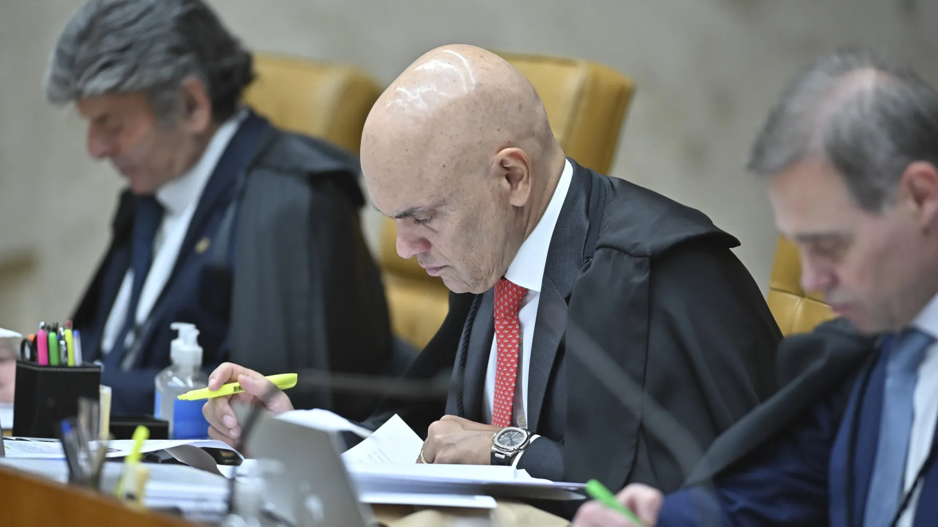 stf-impede-repatriacao-imediata-de-criancas-para-exterior