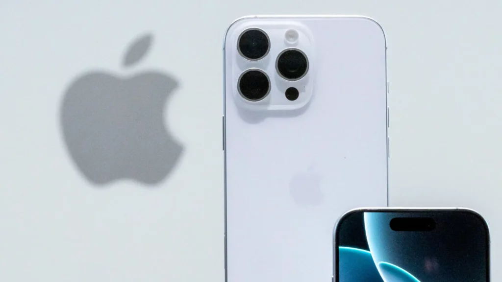 apple-deve-lancar-iphone-17-e-encerrar-venda-de-modelos-antigos;-veja