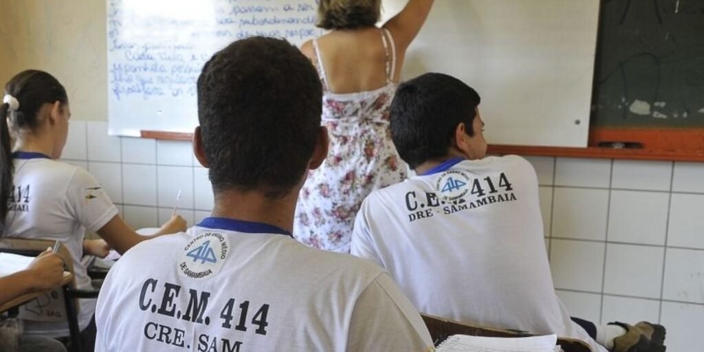 estudantes-do-ensino-integral-tem-notas-maiores-no-enem,-diz-estudo