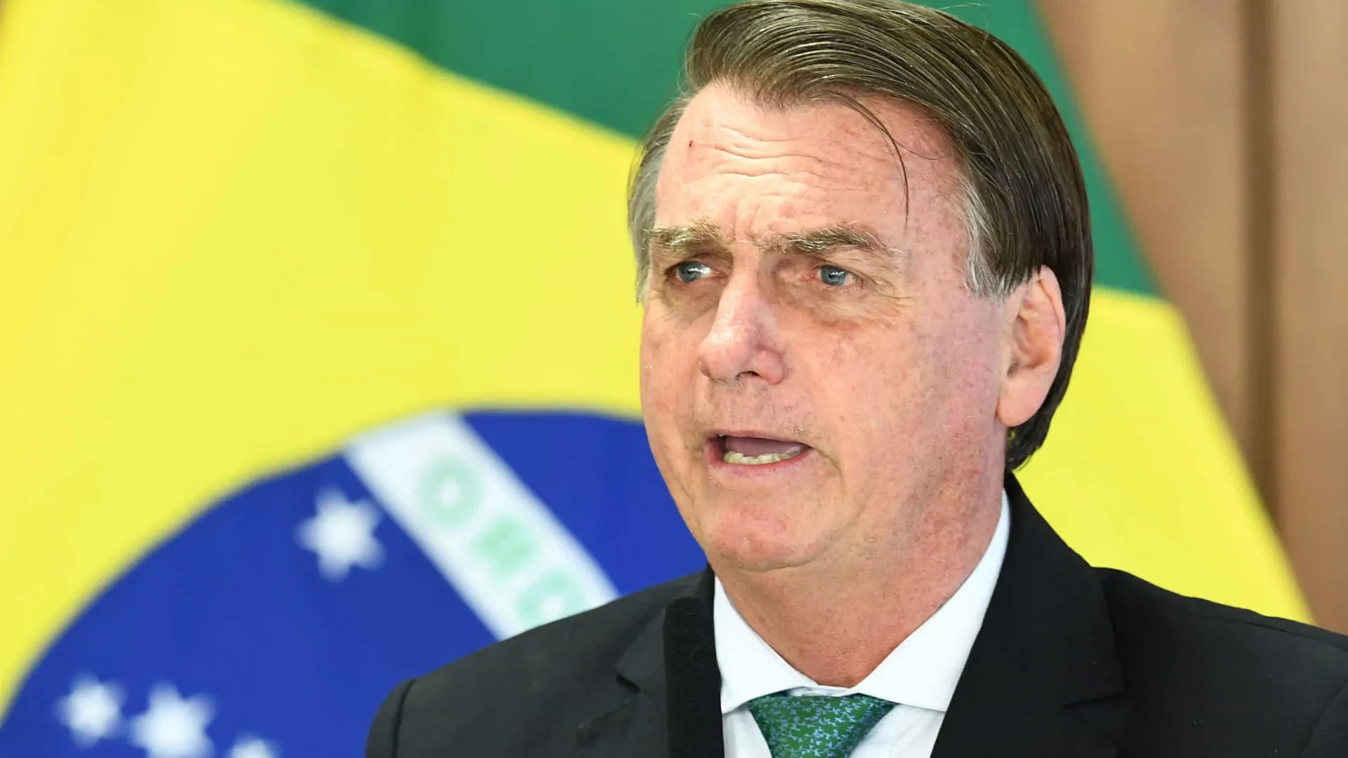 the-economist-diz-que-julgamento-de-bolsonaro-e-“licao-de-democracia”
