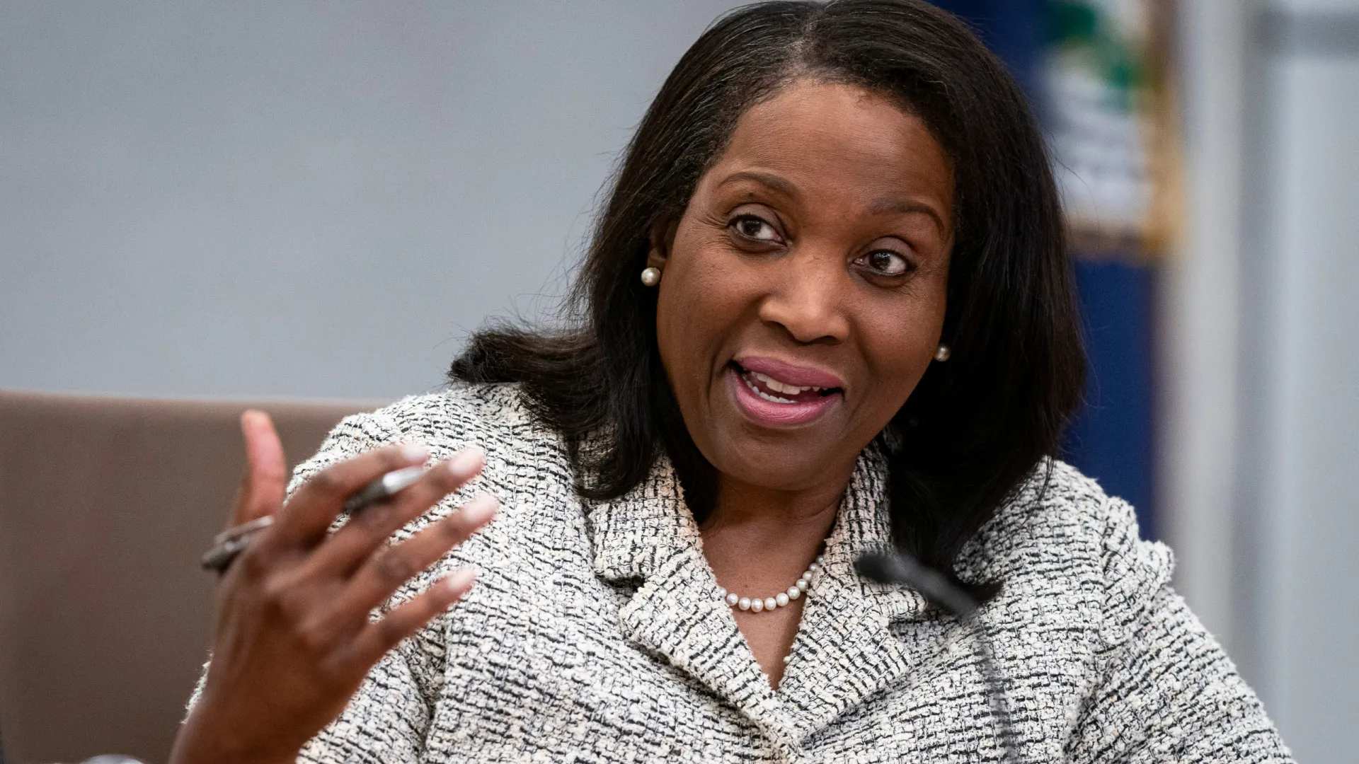 lisa-cook-processa-trump-por-tentativa-de-demiti-la-do-bc-dos-eua