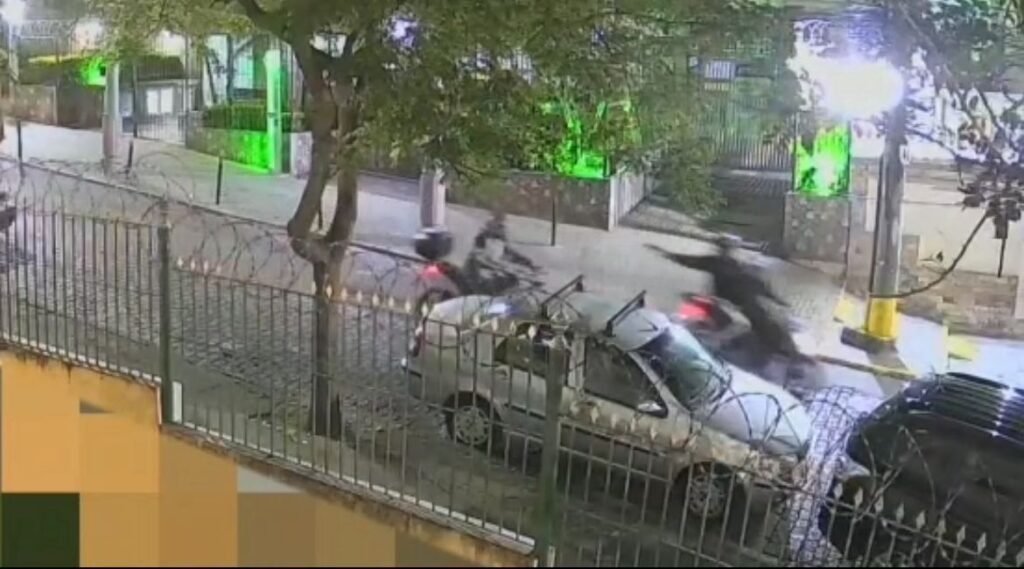 imagens-mostram-agente-reagindo-a-tentativa-de-assalto-na-zona-norte-do-rio
