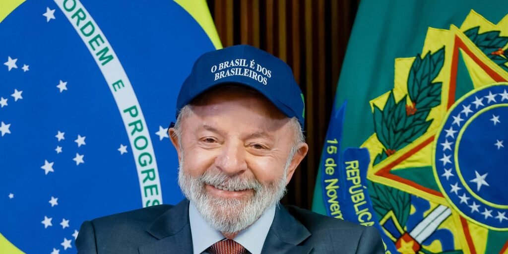 lula:-nao-ha-pressa-para-aplicar-reciprocidade-contra-os-eua