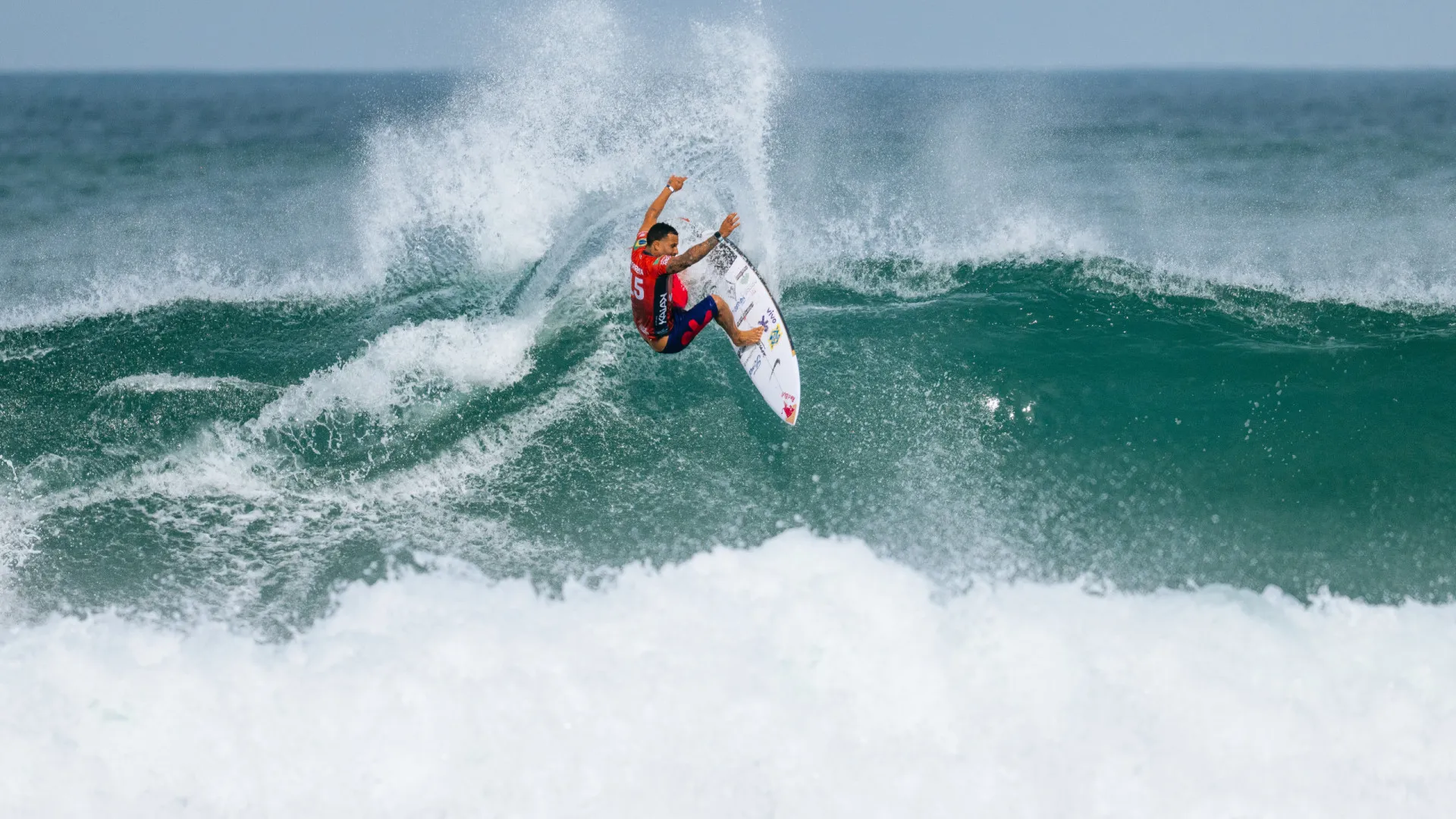 wsl-finals-2025:-italo-e-yago-disputam-o-titulo-mundial