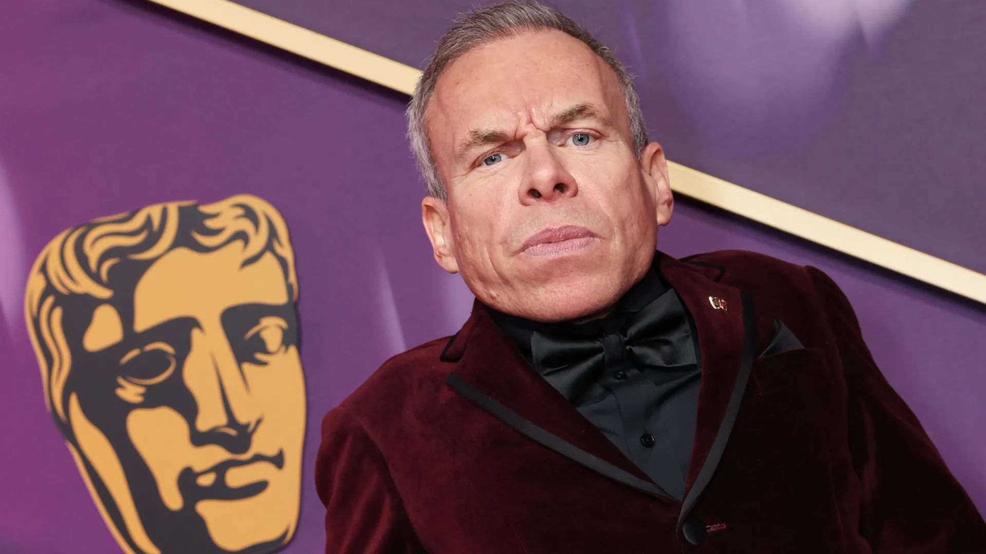 warwick-davis-retorna-como-professor-flitwick-na-nova-serie-de-harry-potter