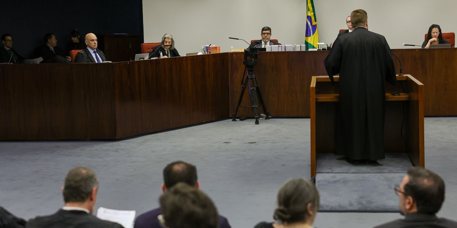 defesa-de-bolsonaro-volta-a-questionar-validade-de-delacao-de-cid