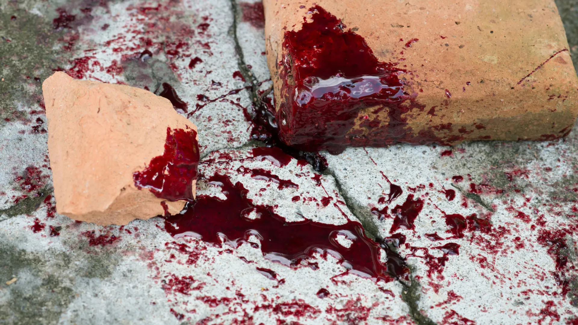 policial-civil-morto-na-favela-do-gato-teria-sido-agredido-com-capacete,-socos-e-chutes