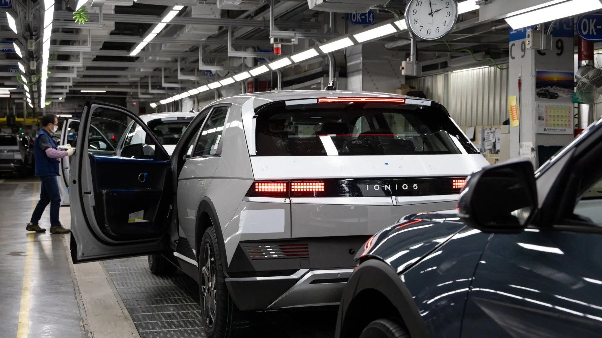 475-imigrantes-sao-presos-em-fabrica-hyundai-nos-eua