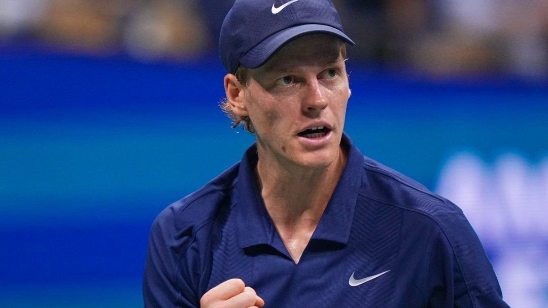 sinner-elimina-auger-aliassime-e-vai-enfrentar-alcaraz-na-final-do-us-open