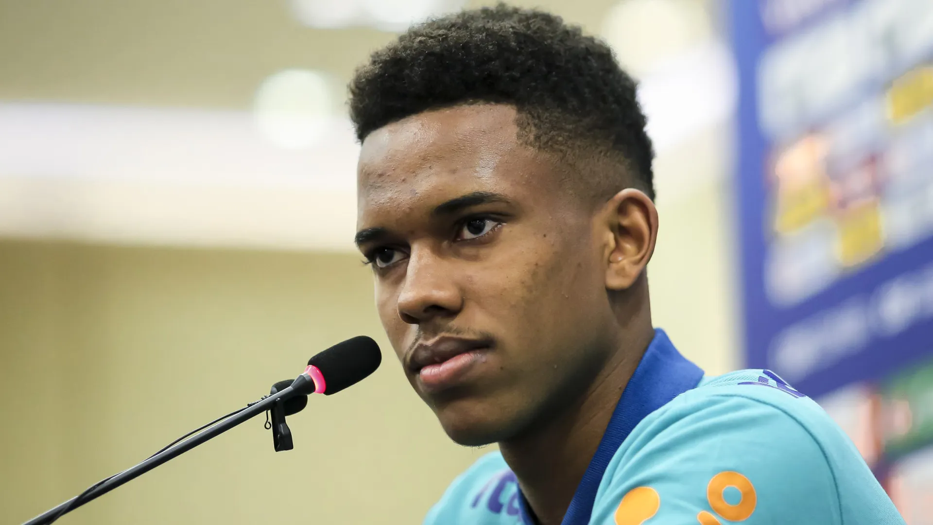 estevao-e-mais-jovem-a-marcar-pela-selecao-em-jogo-oficial-desde-pele