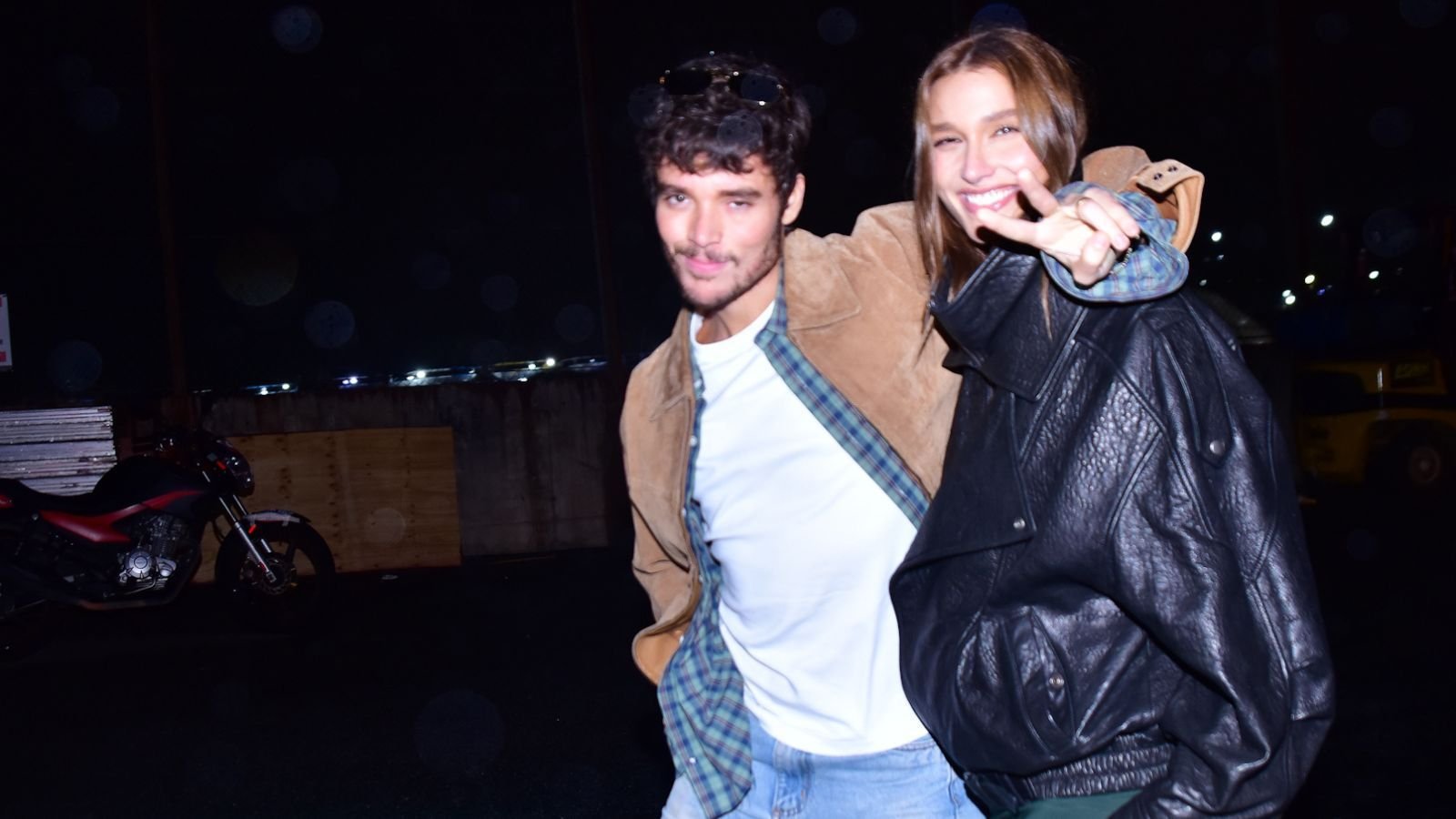 no-the-town,-sasha-conta-quais-pecas-do-closet-divide-com-o-marido