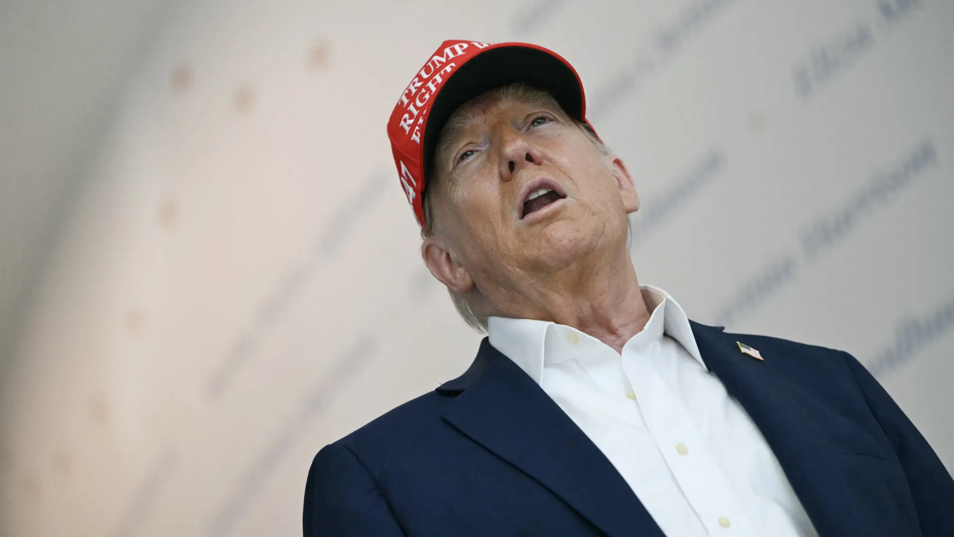 trump-vai-ao-us-open-como-convidado-da-rolex-(apesar-das-tarifas-a-suica)