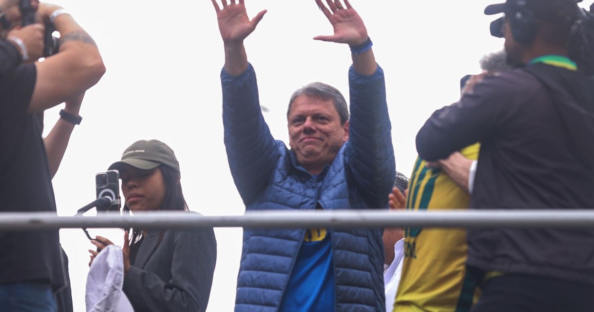 tarcisio-assume-papel-de-antagonista-a-lula-ao-escalar-tom-bolsonarista-e-prepara-embate-para-2026
