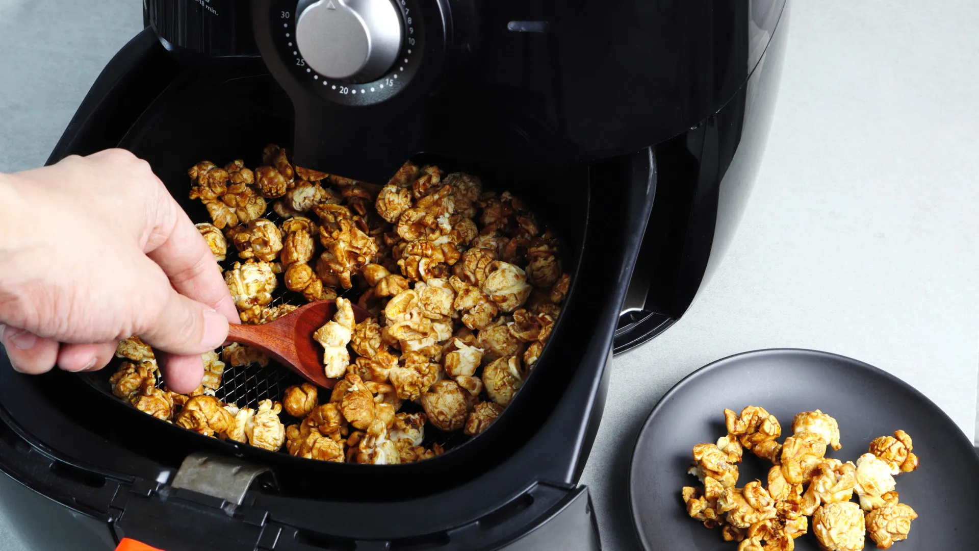 pipocas-na-air-fryer?-o-melhor-e-nao-ter-esta-ideia!-veja-os-riscos