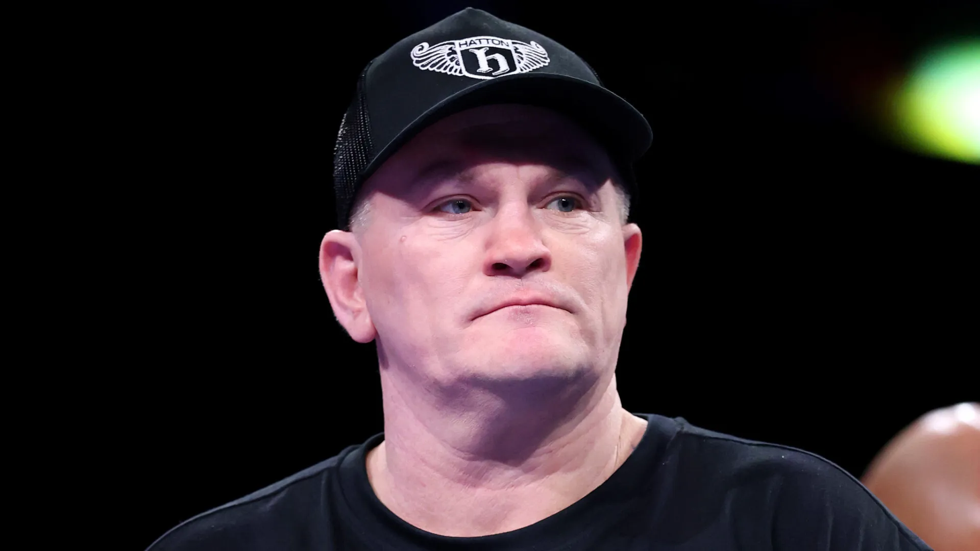 lenda-do-boxe-e-encontrado-morto-em-casa-aos-46-anos