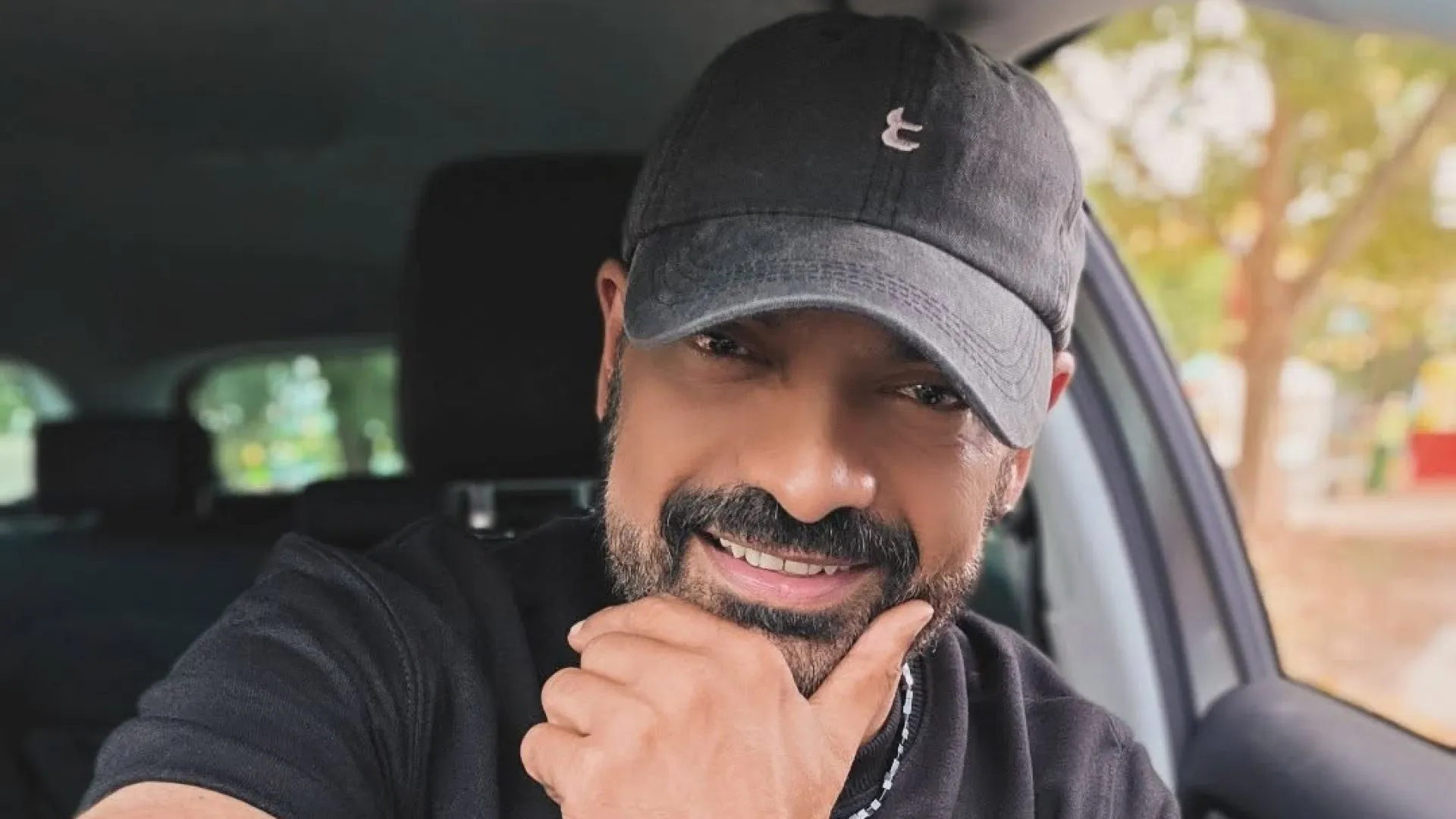 cantor-e-internado-em-estado-grave-apos-sofrer-infarto-durante-show