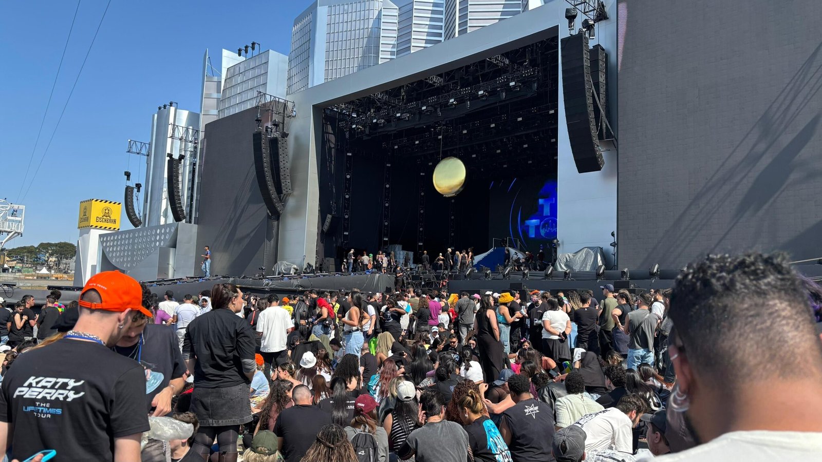 the-town-2025:-comercio-de-sp-tem-alta-de-19%-no-faturamento,-diz-pesquisa