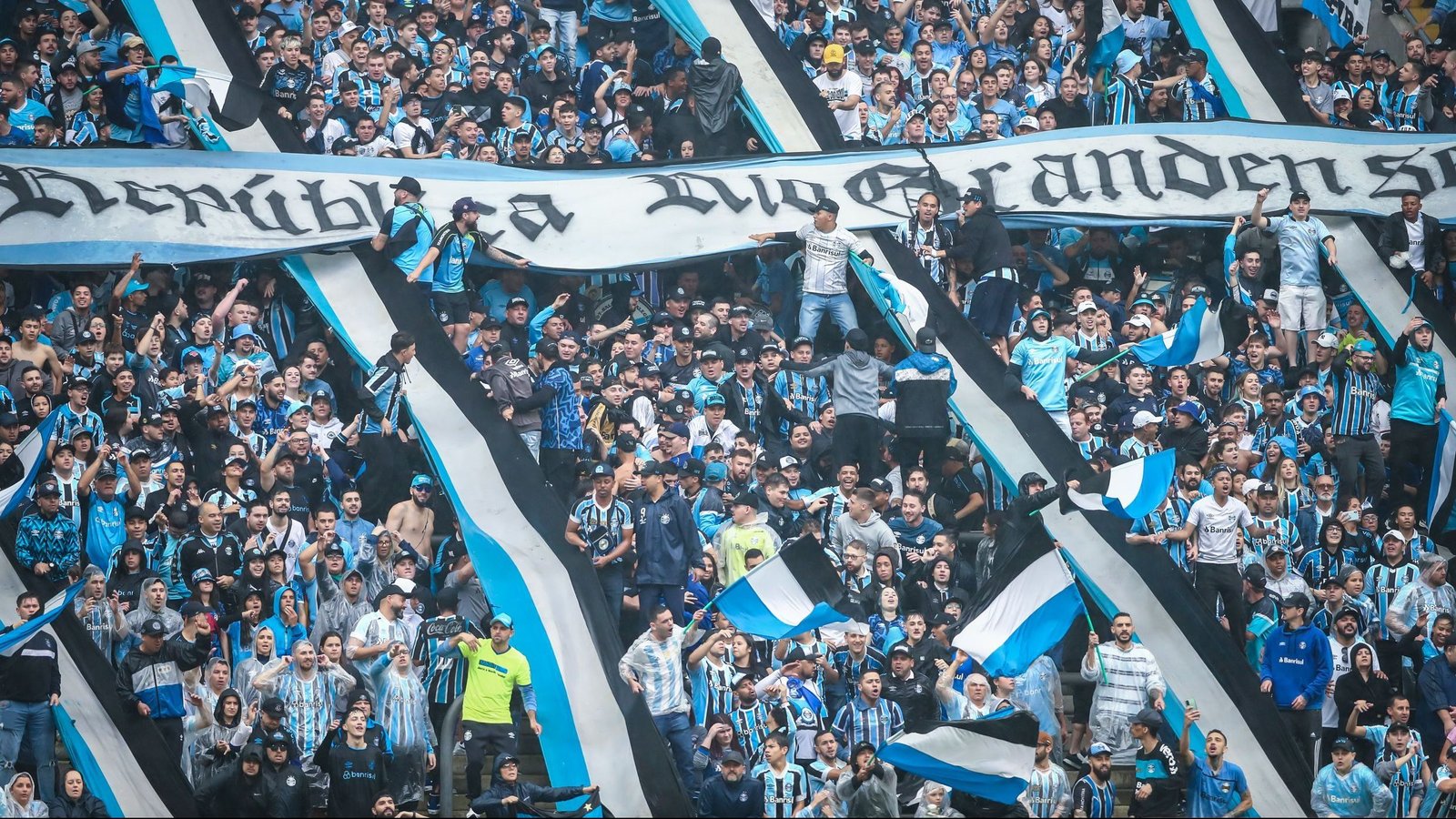 gremio-compra-todos-os-ingressos-de-visitante-para-o-grenal