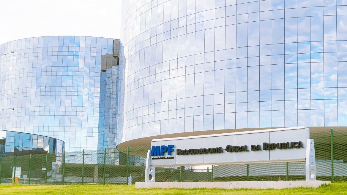 pgr-pede-condenacao-de-mario-fernandes,-filipe-martins-e-outros-do-nucleo-2