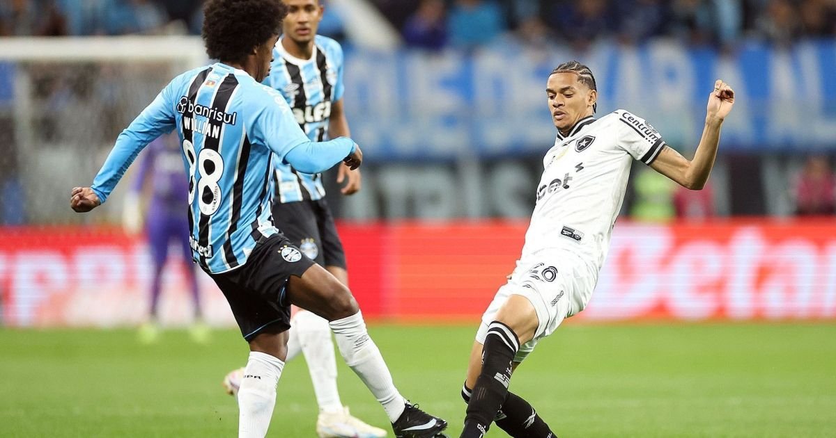 tiago-volpi-faz-de-penalti,-e-gremio-empata-com-o-botafogo-pelo-brasileirao