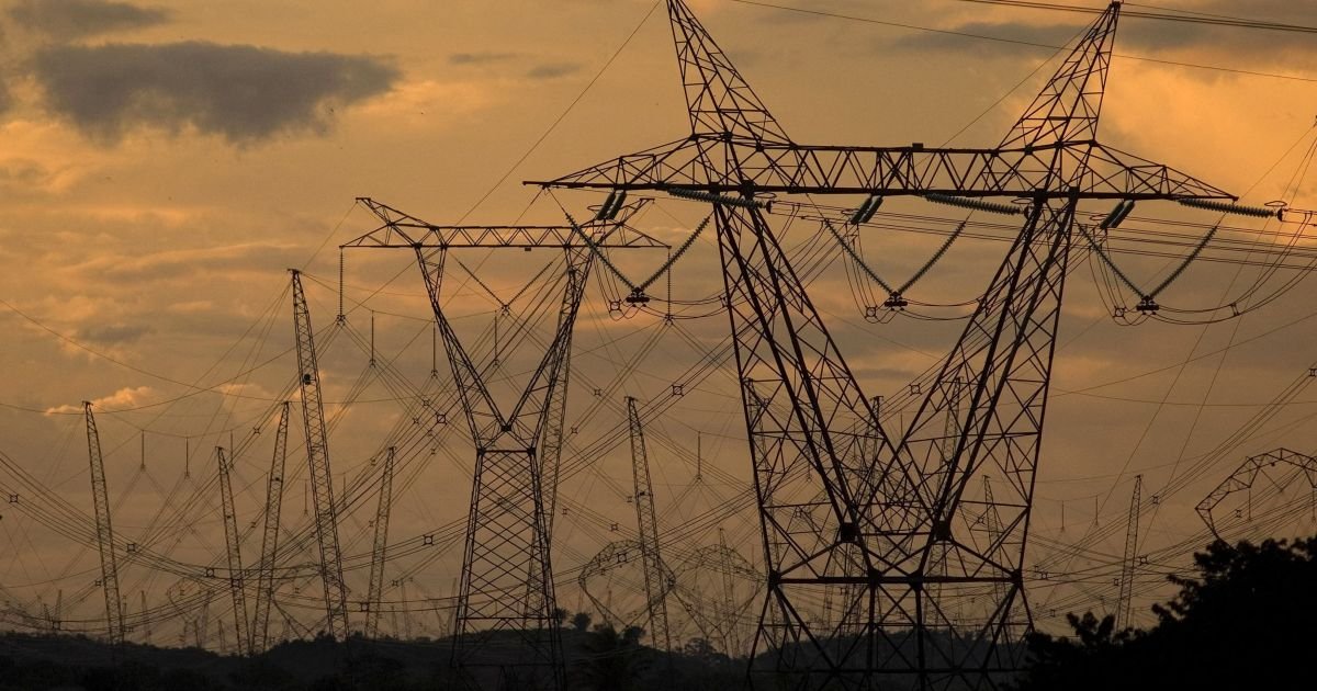 energia-eletrica-deve-subir-mais-que-a-inflacao-em-2025