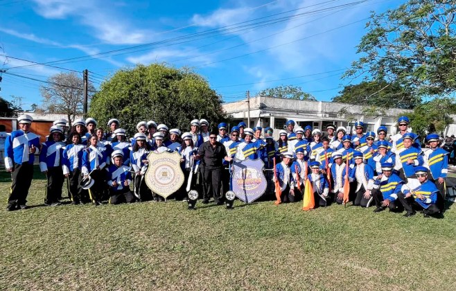 bandas-de-fanfarra-do-ciep-e-do-nelita-se-apresentam-em-festival-regional