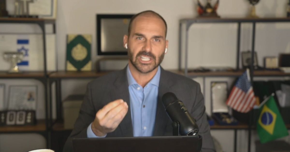voo-solo-de-eduardo-bolsonaro-nas-eleicoes-de-2026-preocupa-direita