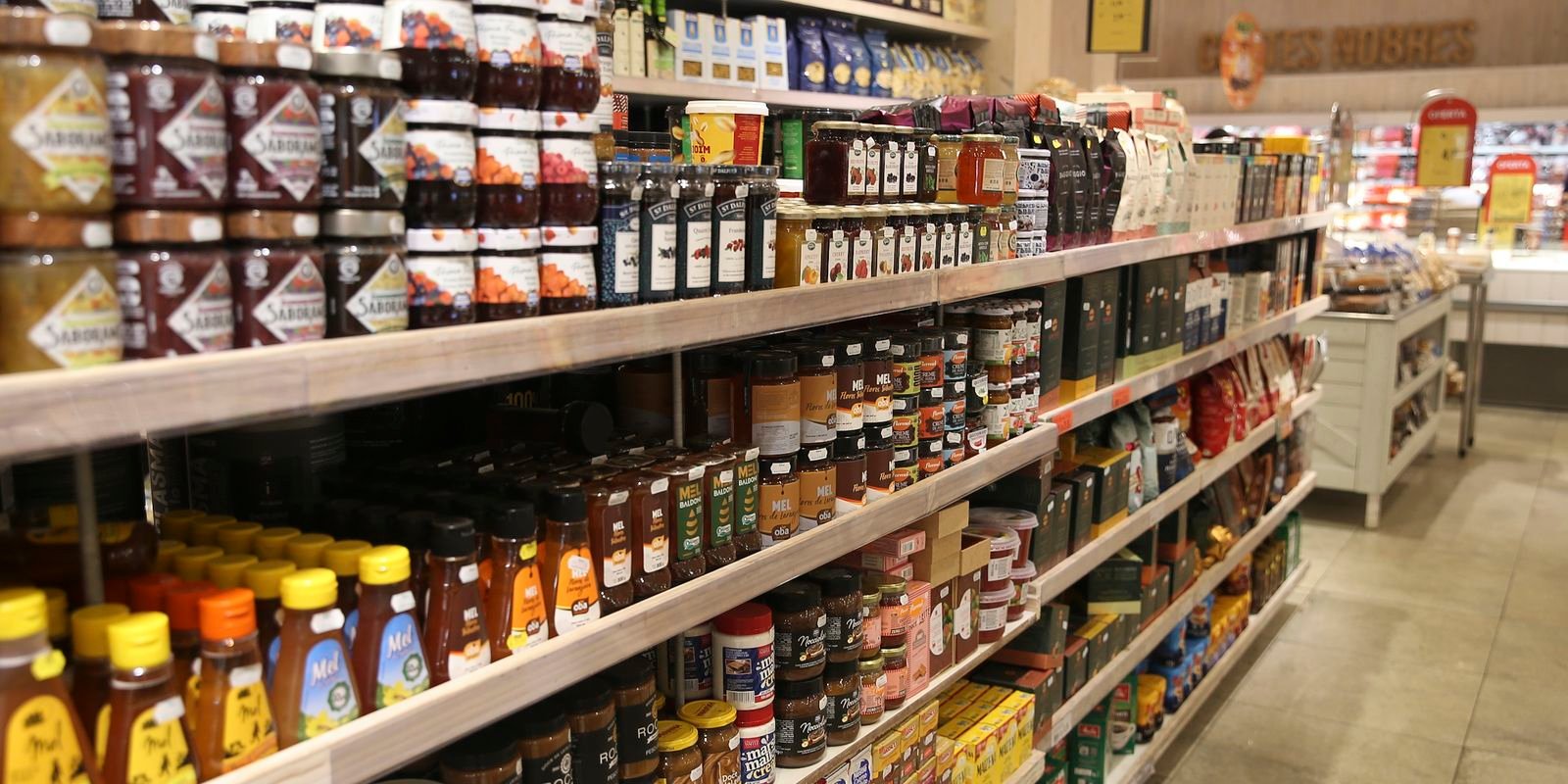 ipea-acompanha-bc-e-reduz-projecao-de-inflacao-para-4,8%-em-2025