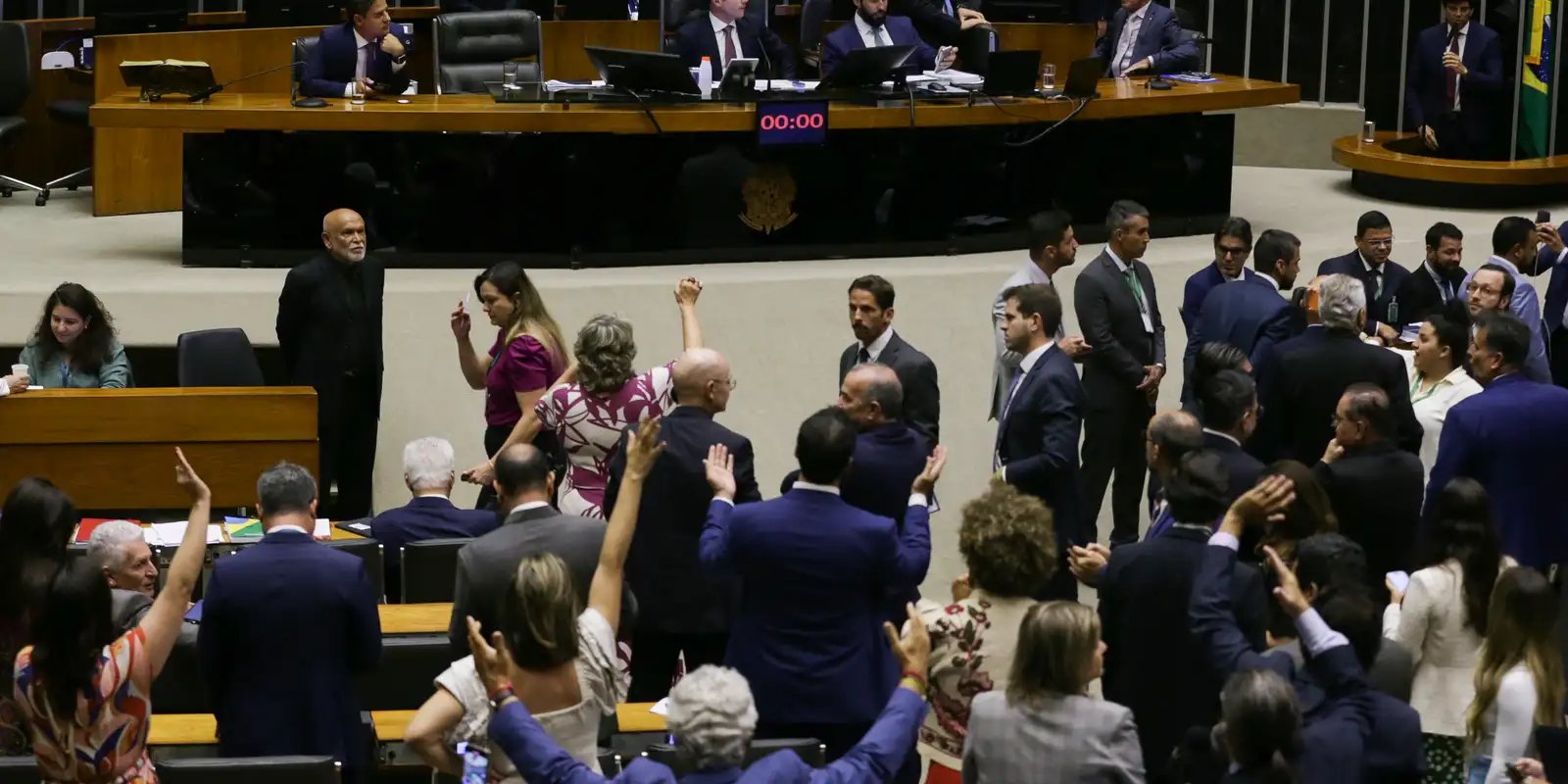 camara-vota-hoje-isencao-do-imposto-de-renda-para-ganhos-ate-r$-5-mil