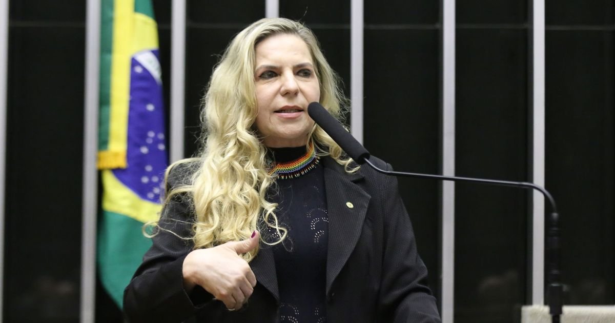 quem-e-luizianne-lins,-deputada-em-flotilha-interceptada-por-israel