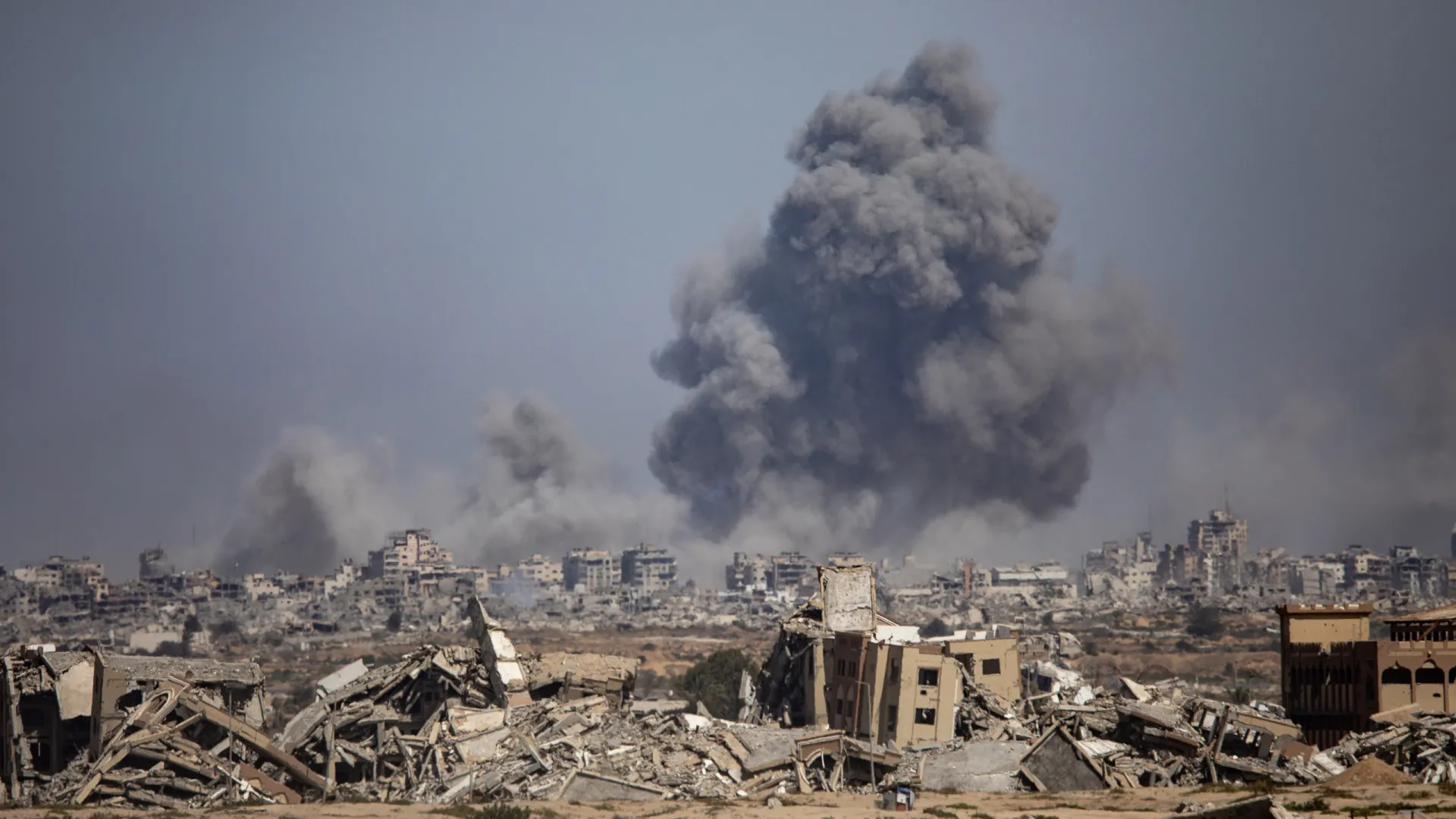 gaza-relata-intenso-bombardeio-de-israel-mesmo-apos-apelo-de-trump