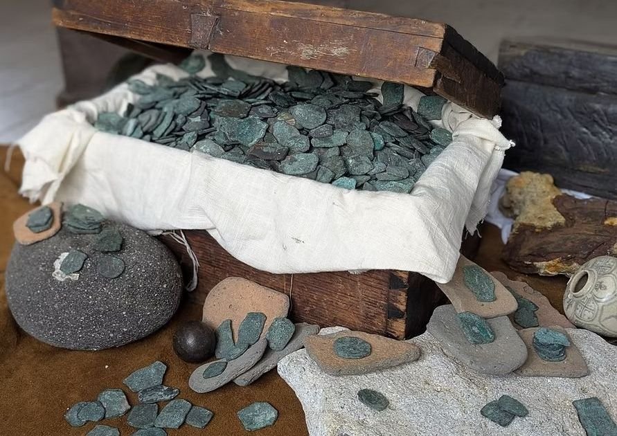 mergulhadores-encontram-tesouro-espanhol-perdido-ha-300-anos