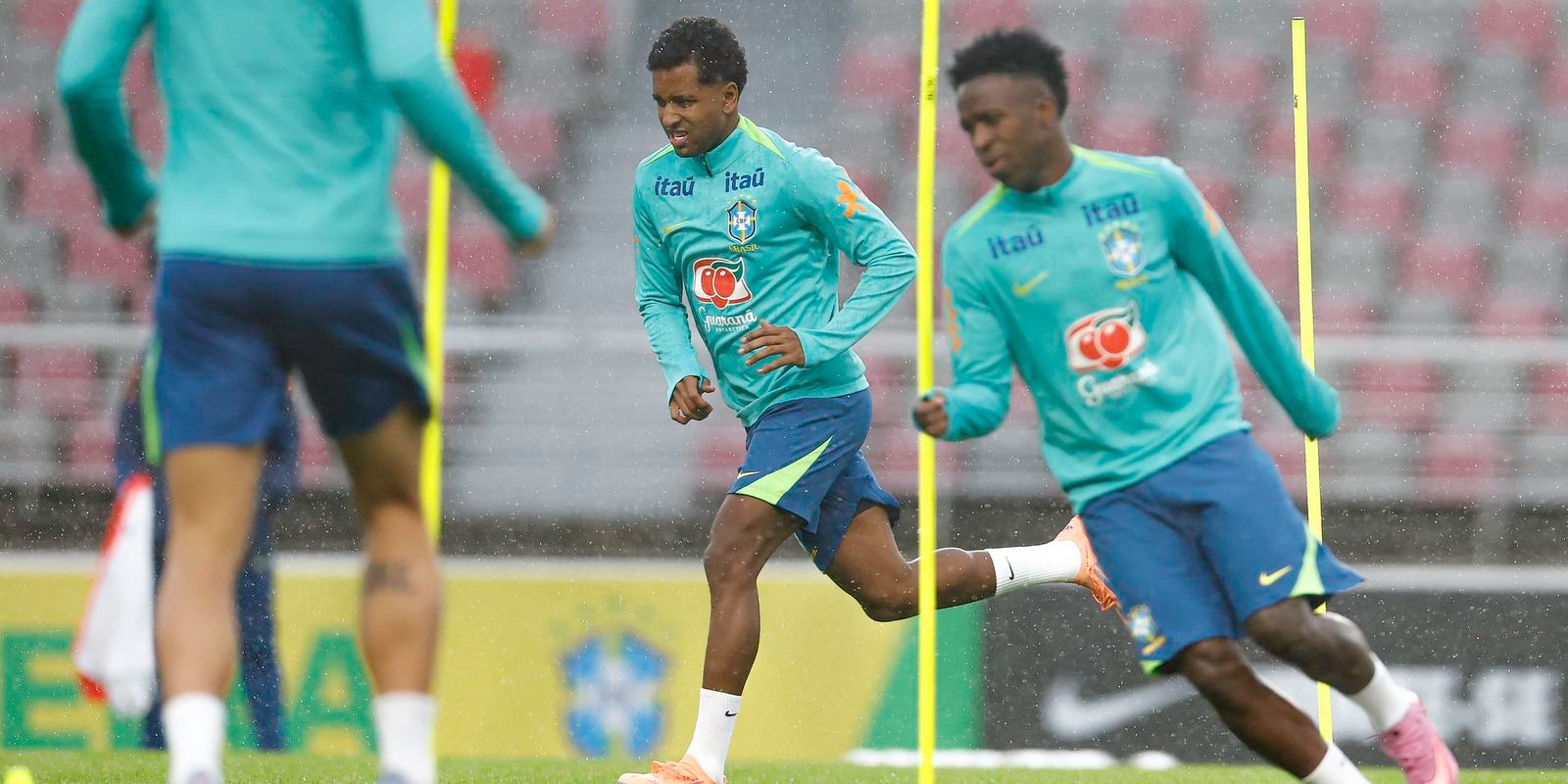 amistosos:-ancelotti-comanda-1o-treino-da-selecao-na-coreia-do-sul