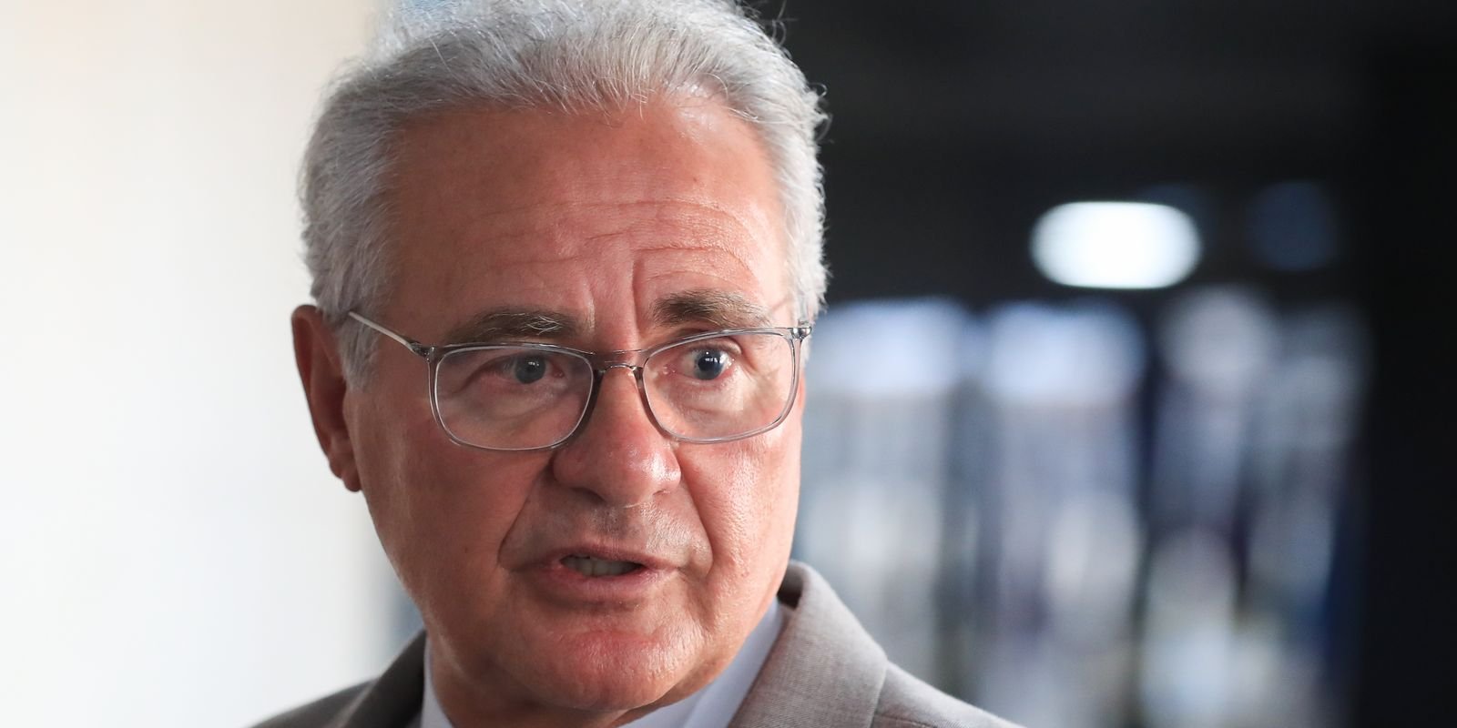 ir:-isencao-deve-tramitar-em-ate-um-mes-no-senado,-diz-renan-calheiros