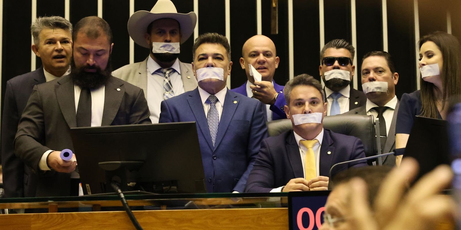 conselho-de-etica-abre-processo-contra-deputados-envolvidos-em-motim