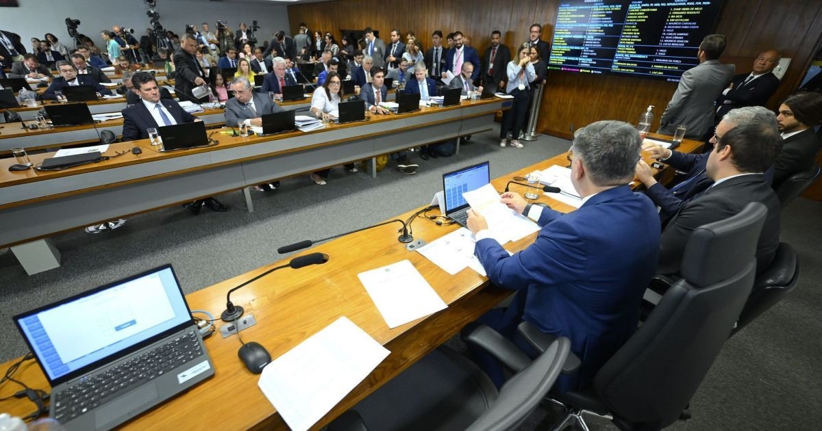 cpmi-ouve-presidente-de-sindicato-envolvido-no-escandalo-do-inss