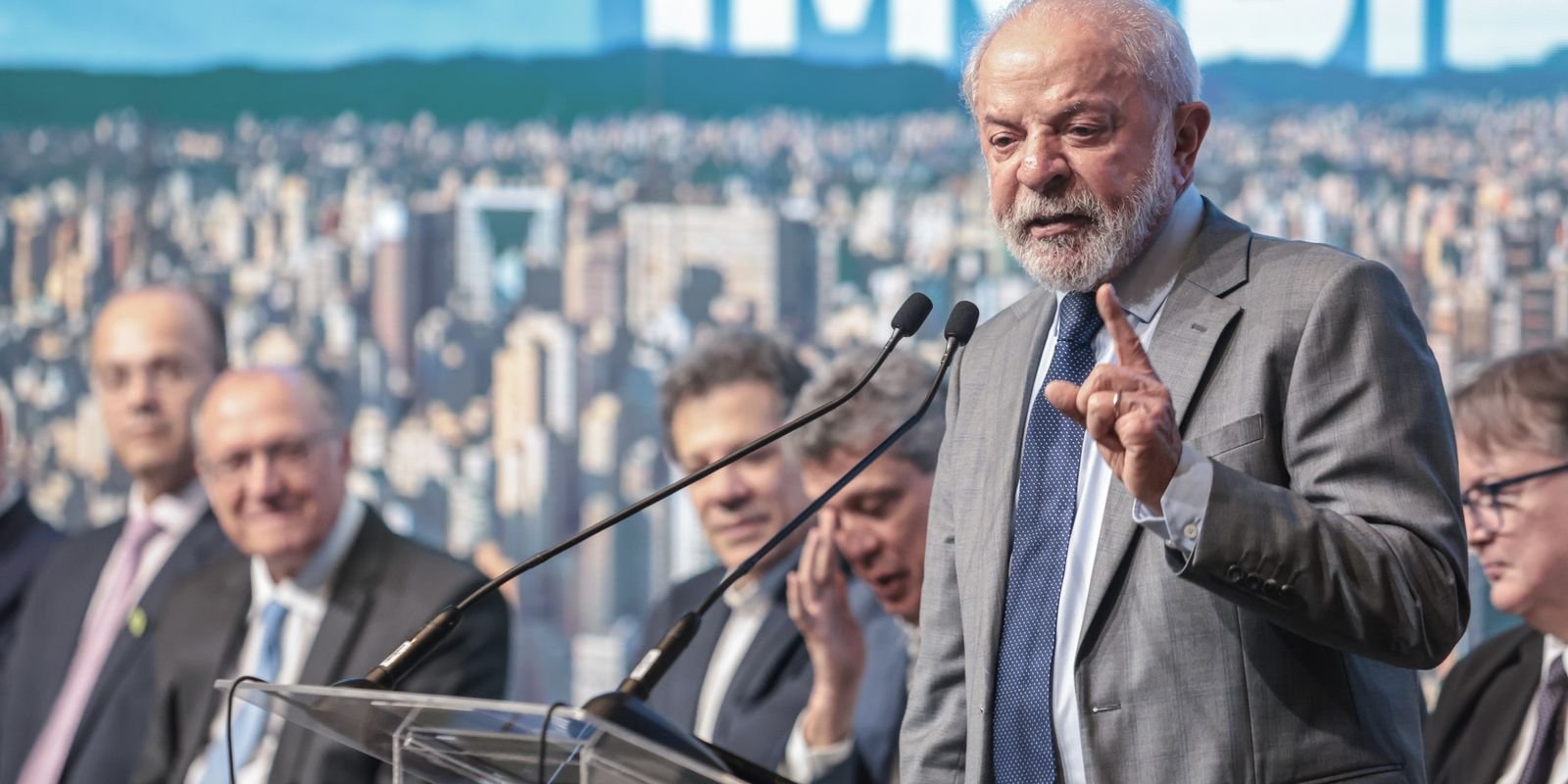 nunca-deveria-ter-sido-truncada,-diz-lula-sobre-relacao-com-trump