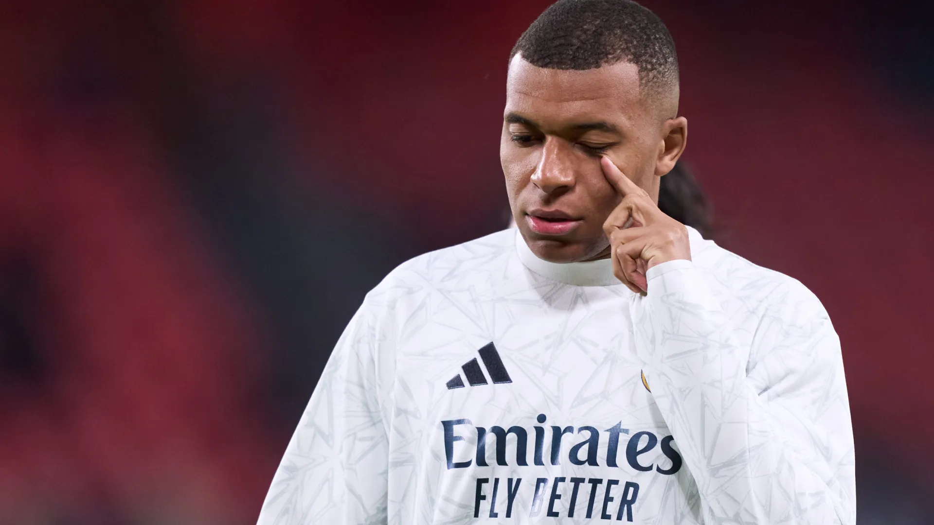 mbappe-e-cortado-da-franca-por-lesao-no-tornozelo,-mas-nao-preocupa-real-madrid