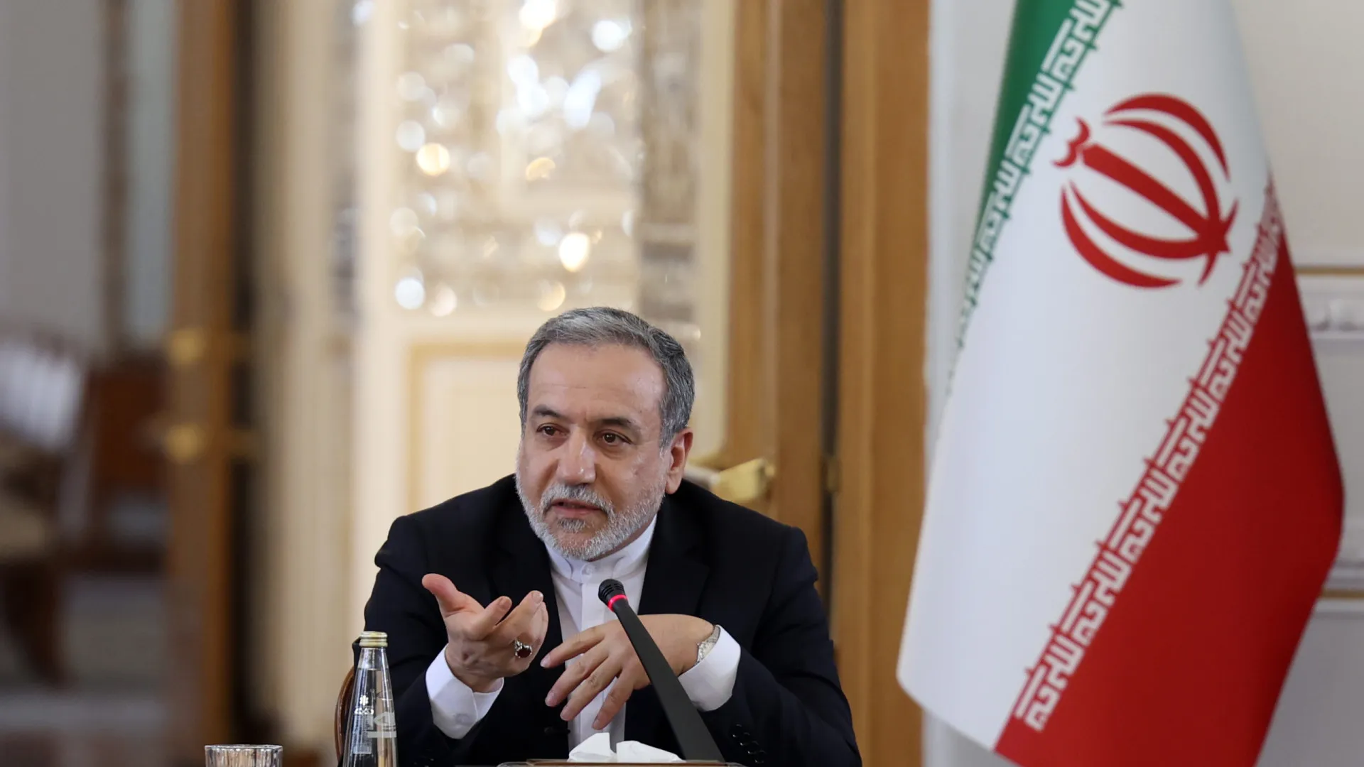 ira-anuncia-suspensao-do-acordo-de-cooperacao-com-a-agencia-nuclear-da-onu