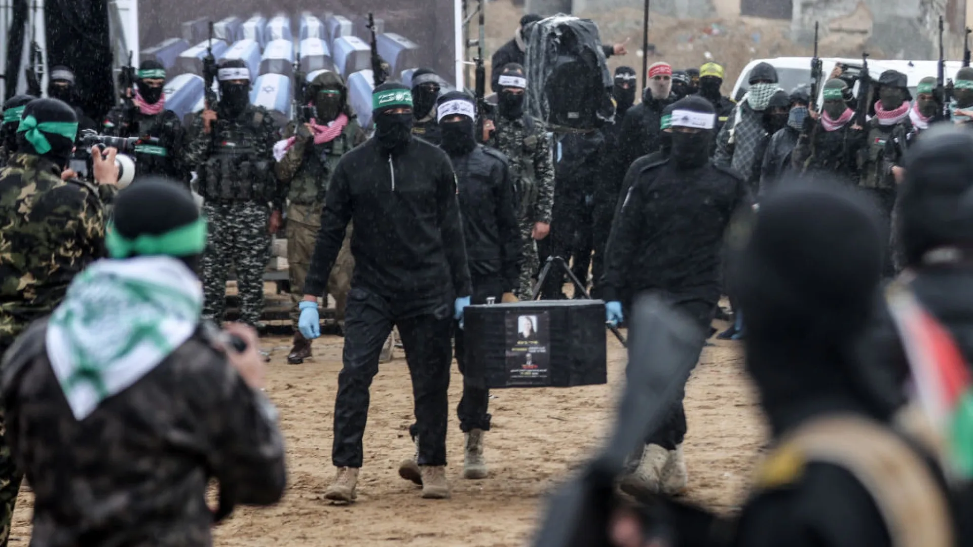 hamas-confirma-que-libertacao-de-refens-“comeca-segunda-feira-de-manha”